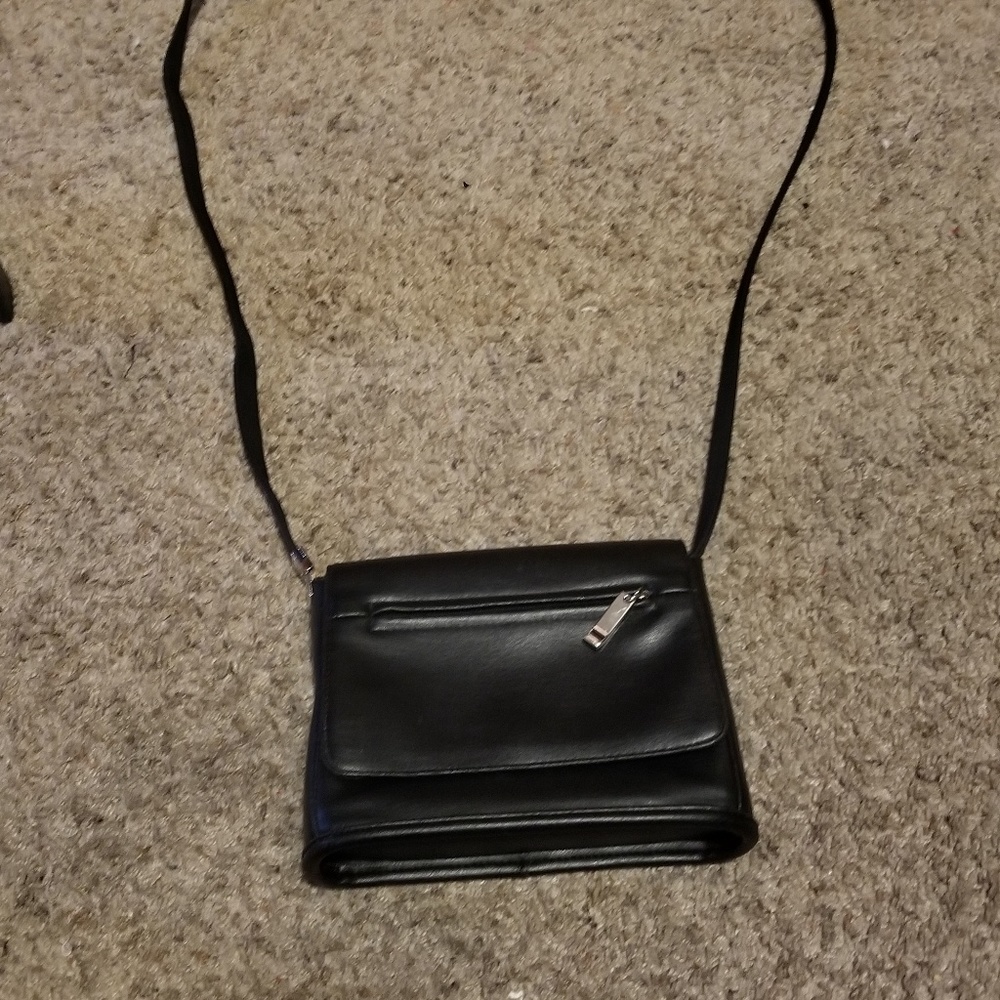 Gorgous black liz cliaborne purse